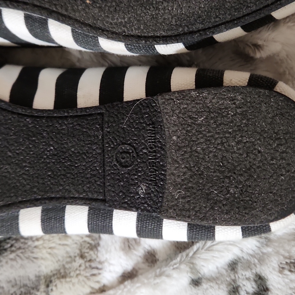 Ballet Flats - Picture 9 of 9